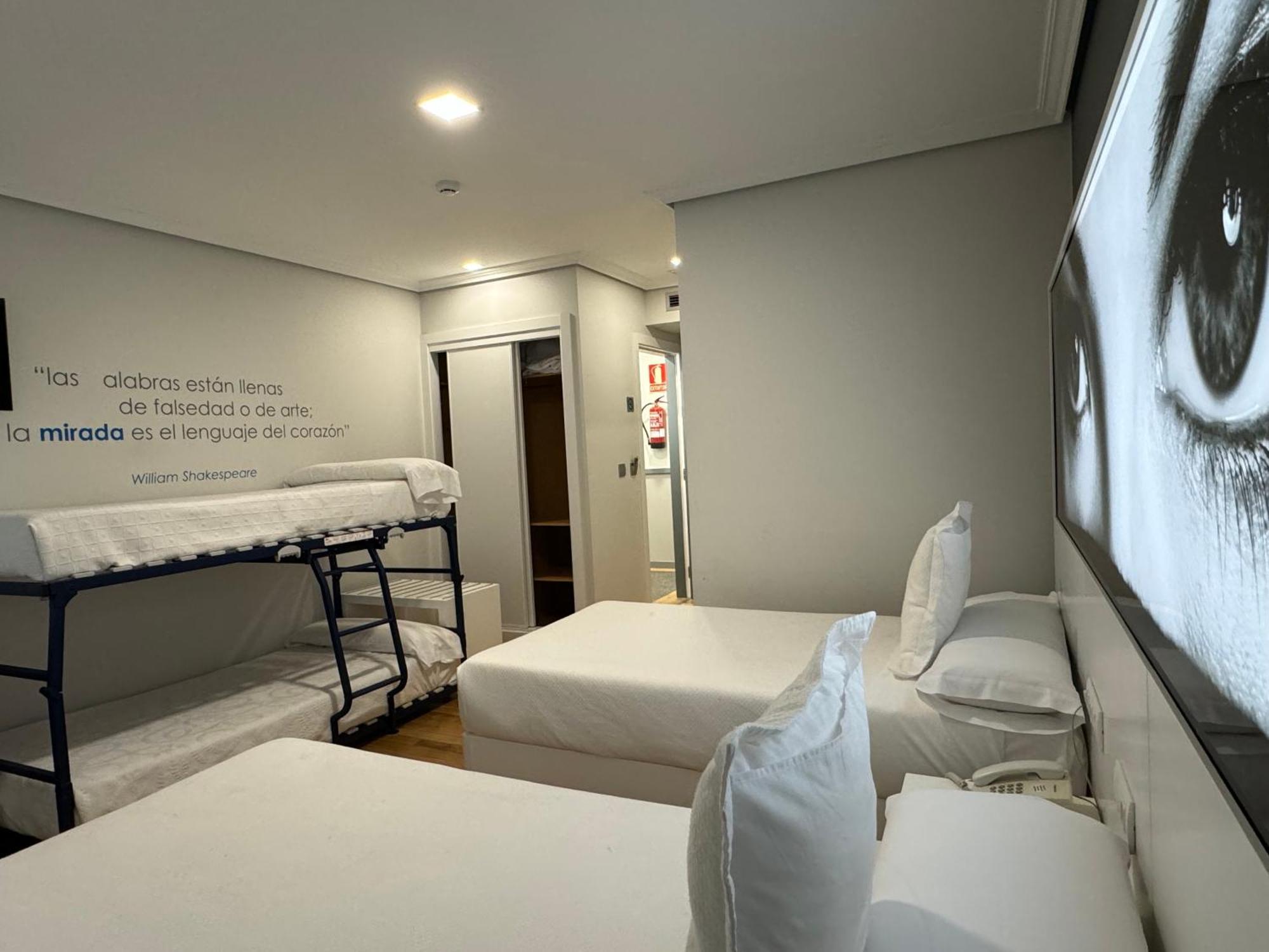 Hotel Lino Виго Екстериор снимка