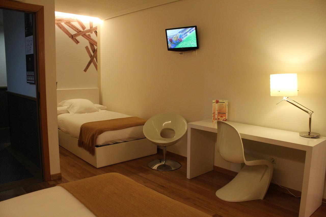 Hotel Lino Виго Екстериор снимка