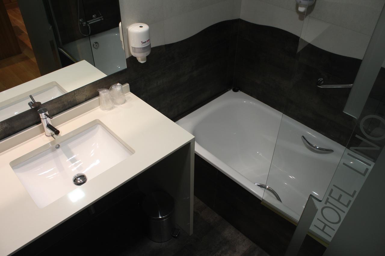 Hotel Lino Виго Екстериор снимка